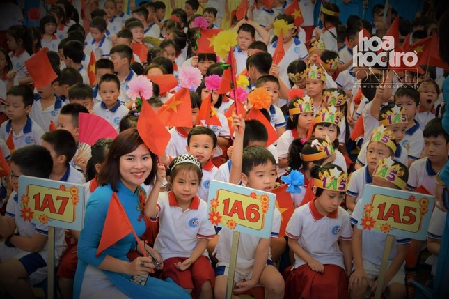Hà Nội: Các bạn tween trường Đoàn Thị Điểm "Tự học - Tự chủ - Tự tin" đón năm học mới ảnh 1