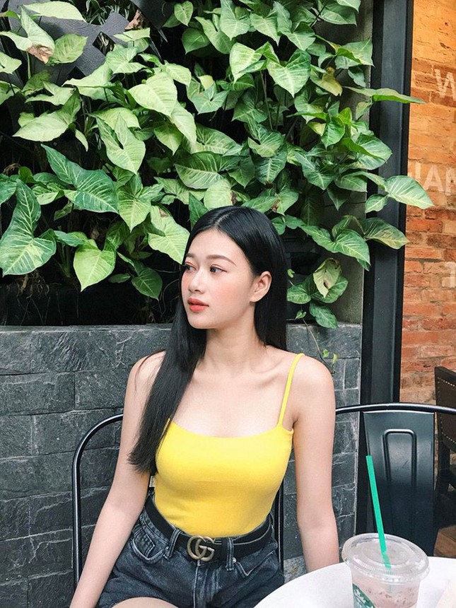 Hà Đức Chinh "giận dỗi" vì bị đồn hẹn hò với bạn gái xinh đẹp ảnh 1