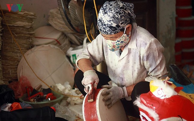 Làng đồ chơi Ông Hảo hối hả trước thềm Trung thu ảnh 8