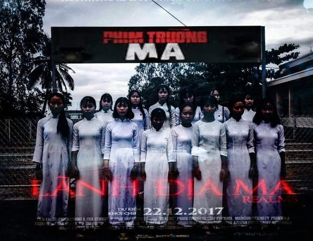 Nhờ "thánh photoshop", anh chàng nhận về nguyên album từ poster phim ma ảnh 10