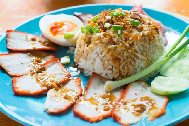 Người Thái ăn lẩu Thái, chè Thái ở Sài Gòn: Xứ chùa tháp không có món này ảnh 3