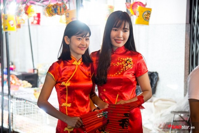 Phố lồng đèn Sài Gòn nhộp nhịp mùa Trung Thu, đón hàng ngàn lượt khách mỗi ngày ảnh 4