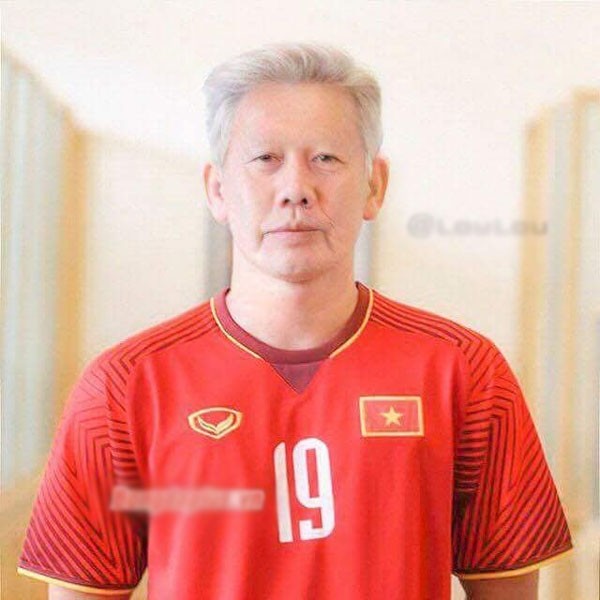 Chùm ảnh nhan sắc tuyển thủ U23 Việt Nam khi về già, ai cũng phong độ trừ Đức Chinh ảnh 10
