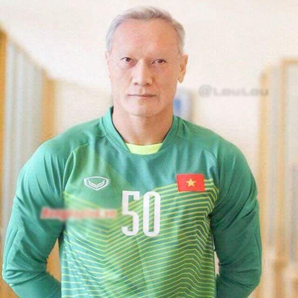 Chùm ảnh nhan sắc tuyển thủ U23 Việt Nam khi về già, ai cũng phong độ trừ Đức Chinh ảnh 6