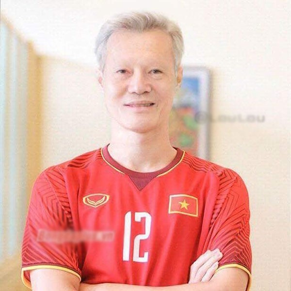 Chùm ảnh nhan sắc tuyển thủ U23 Việt Nam khi về già, ai cũng phong độ trừ Đức Chinh ảnh 17