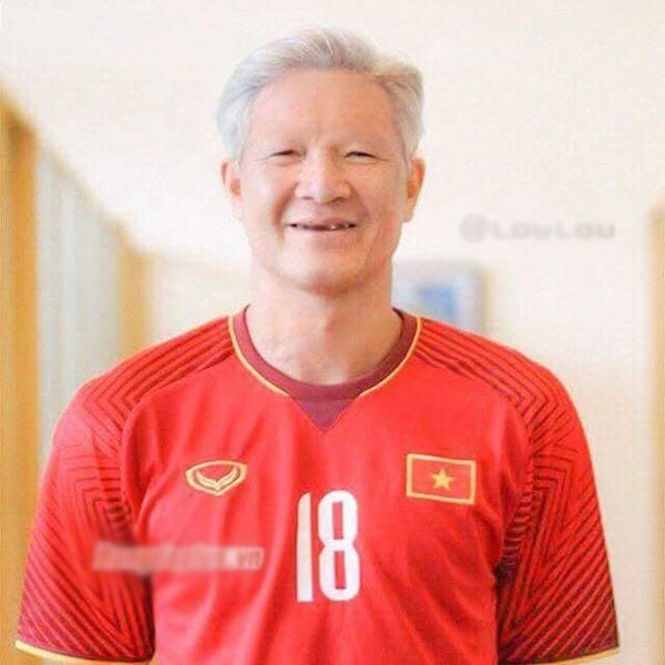 Chùm ảnh nhan sắc tuyển thủ U23 Việt Nam khi về già, ai cũng phong độ trừ Đức Chinh ảnh 8