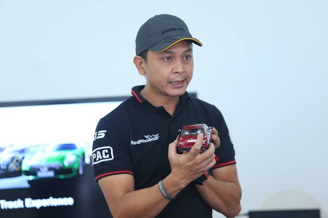 Vinh vặn vít vui vẻ - Cậu học trò khiến GS Hồ Ngọc Đại tự hào hơn Ngô Bảo Châu ảnh 1