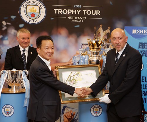 Quang Hải sẽ là cầu thủ VN đầu tiên thi đấu ở Premier League? ảnh 2