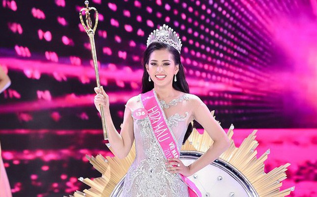 Phản ứng trái chiều của cư dân mạng khi Tân Hoa hậu trả lời phỏng vấn sau đêm chung kết ảnh 2