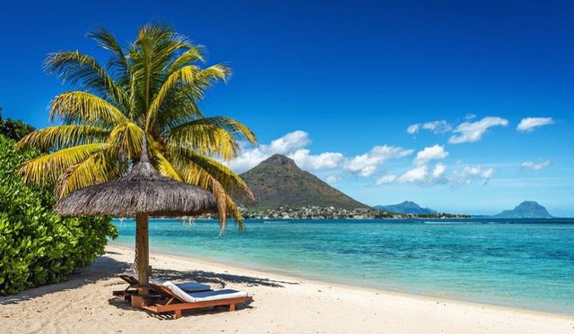 Vẻ đẹp ma mị của thác nước dưới đáy biển “đánh lừa” thị giác ảnh 3