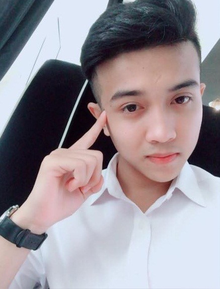 Dân mạng “trụy tim” với em trai Á hậu 2 Thúy An, ngoại hình chẳng khác gì "soái ca ngôn tình" ảnh 4