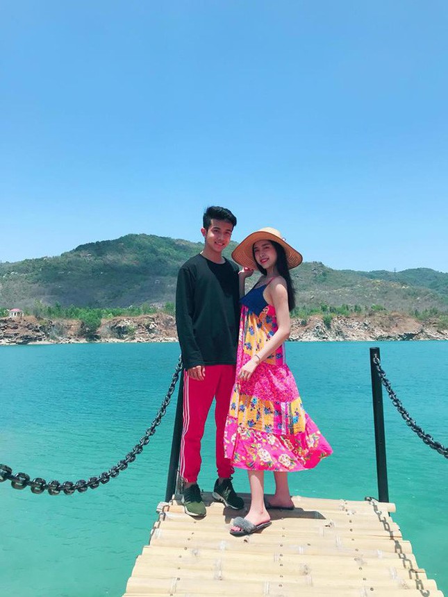 Dân mạng “trụy tim” với em trai Á hậu 2 Thúy An, ngoại hình chẳng khác gì "soái ca ngôn tình" ảnh 11