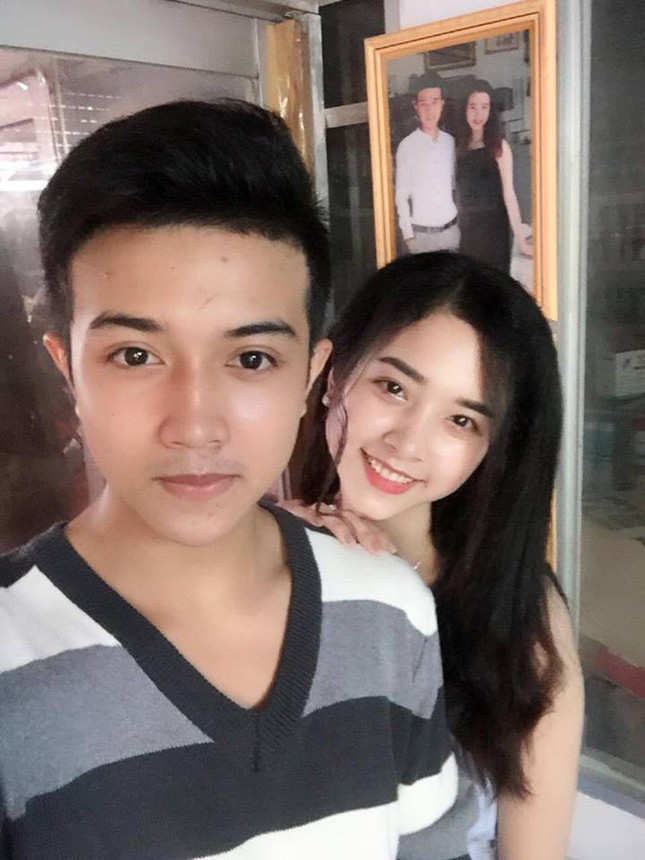 Dân mạng “trụy tim” với em trai Á hậu 2 Thúy An, ngoại hình chẳng khác gì "soái ca ngôn tình" ảnh 2