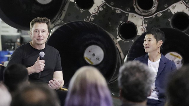 Tỷ phú đầu tiên quyết định du lịch Mặt Trăng cùng SpaceX ảnh 2