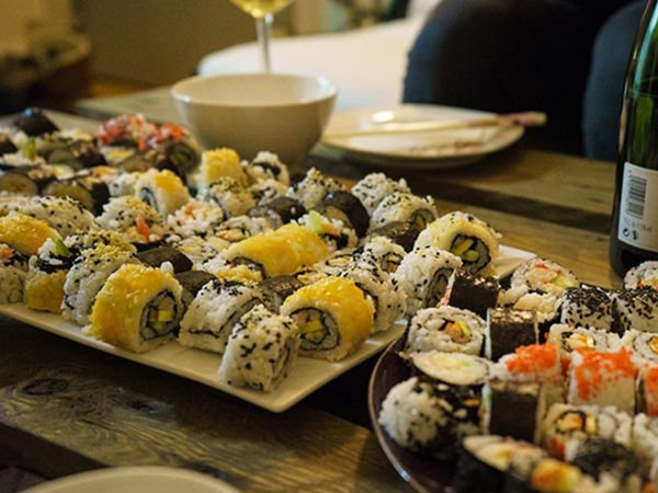 Chuyện hy hữu tại Đức: Bị nhà hàng buffet cấm cửa vì trót ăn quá nhiều ảnh 2