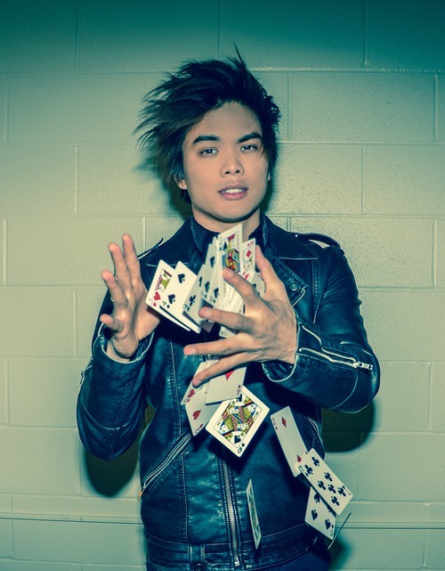 Hành trình chiến thắng ngoạn mục của “thần bài” Shin Lim tại cuộc thi Tìm kiếm Tài năng Mỹ 2018 ảnh 1