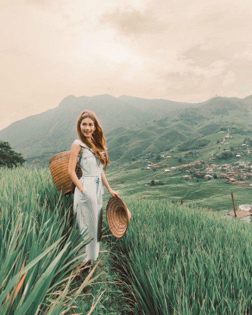 "Công chúa tóc mây" gốc Việt khiến thế giới sửng sốt vì cảnh đẹp Việt Nam ảnh 3