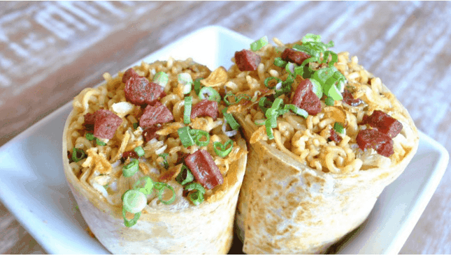 Thử kết hợp bánh kẹp sandwich và mì gói Indonesia, "nhà sáng tạo" nhận cái kết "đắng" ảnh 4