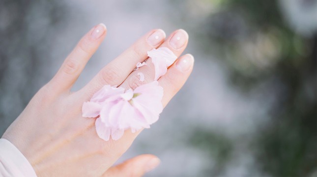 Câu chuyện ồn ào: Cô gái bị gia đình người yêu phản đối vì... thuận tay trái! ảnh 1