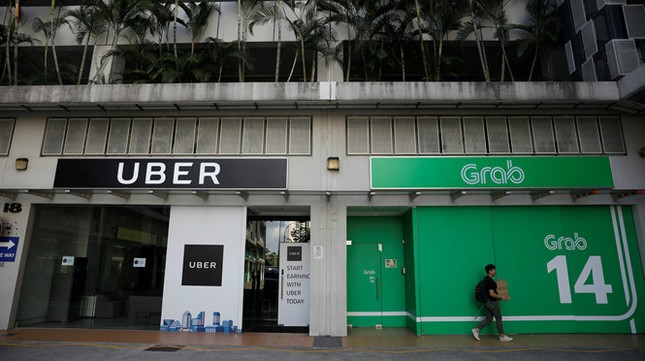 Singapore phạt Grab và Uber 222 tỉ đồng ảnh 1