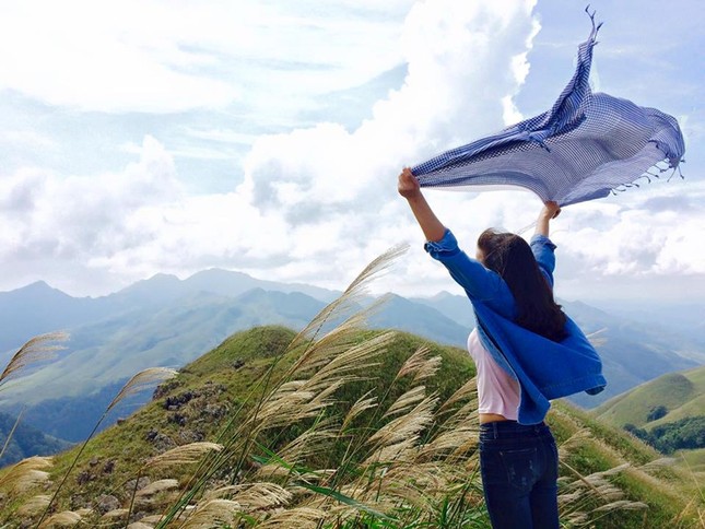 Quên Tà Xùa đi, rủ nhau chinh phục sống lưng khủng long hoang sơ bậc nhất mang tên Bình Liêu ảnh 8