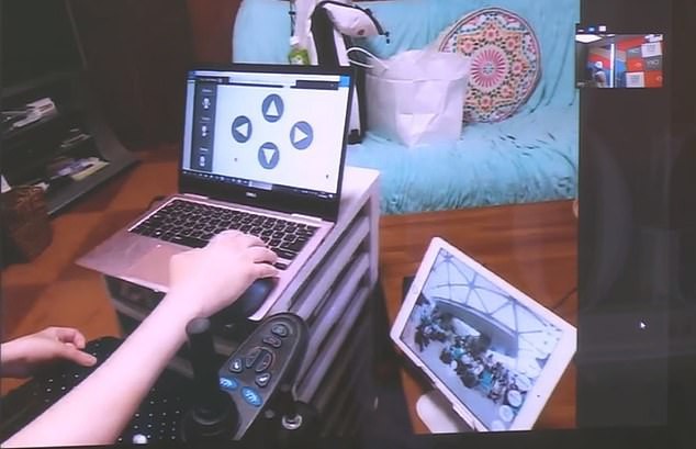 Nhật Bản: Thú vị quán cà phê sử dụng robot để làm bồi bàn ảnh 3