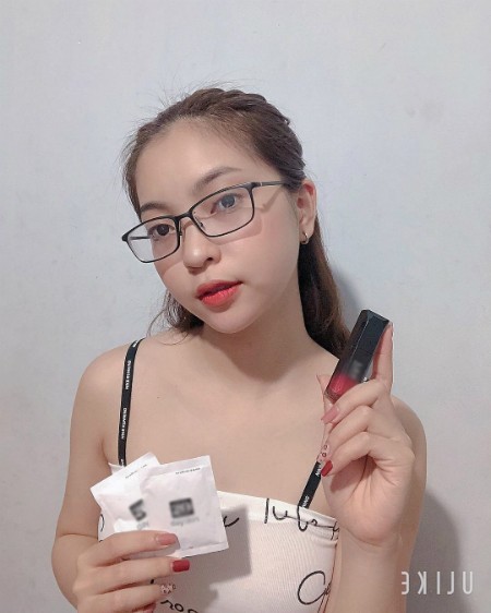 Dân mạng đòi "tẩy chay" bạn gái Quang Hải vì PR sản phẩm "không có tâm" ảnh 1
