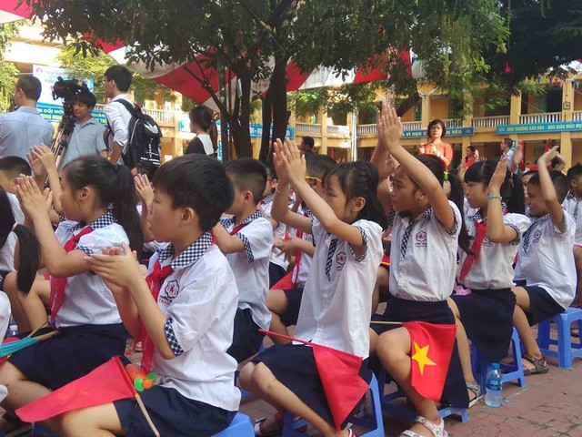 Cấm học sinh bạo lực, bè phái trong trường học ảnh 1