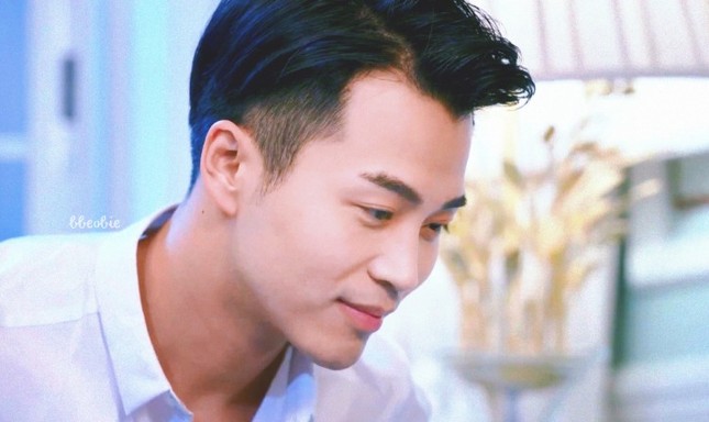 Chàng hoàng tử Triều Tiên đa tài đang làm xao xuyến hàng loạt trái tim cộng đồng LGBT ảnh 2