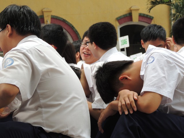 Xử phạt 10 triệu đồng nếu ép học sinh học thêm, 30 triệu đồng khi xúc phạm danh dự nhà giáo ảnh 1