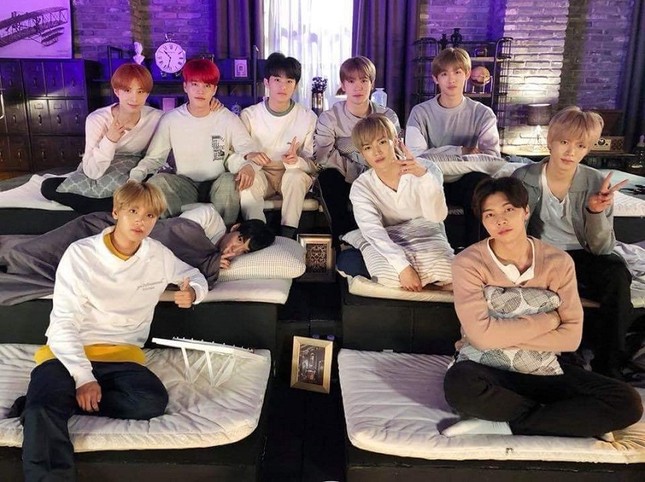 Jung Woo gia nhập NCT 127: Đằng sau nụ cười hạnh phúc là cả một bầu trời tổn thương ảnh 2