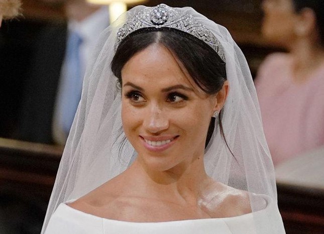 Màu son đỏ quyến rũ là thế nhưng đó không phải lựa chọn của công nương Meghan Markle ảnh 3