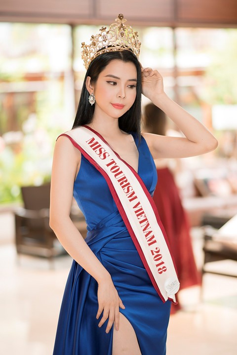 Á khôi Huỳnh Vy dự thi "Miss Tourism Queen Worldwide 2018" ảnh 2
