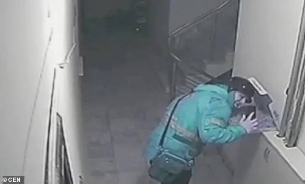 Chàng trai giao pizza đối mặt án phạt 18 năm tù vì nhổ nước bọt vào đồ ăn của khách ảnh 1