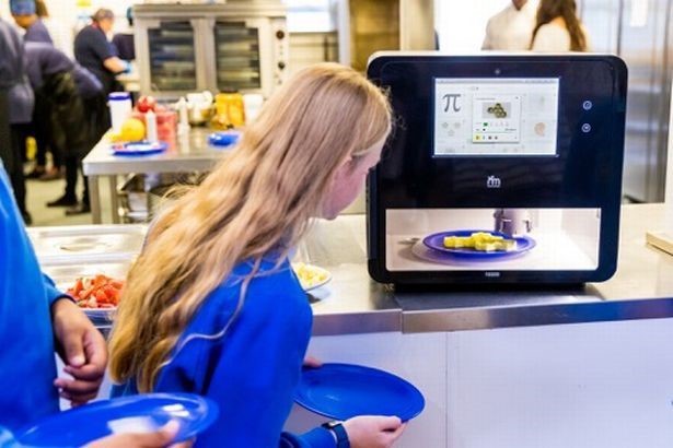 Các nhà khoa học đã tạo ra các bữa ăn trường học từ máy in 3D ảnh 2