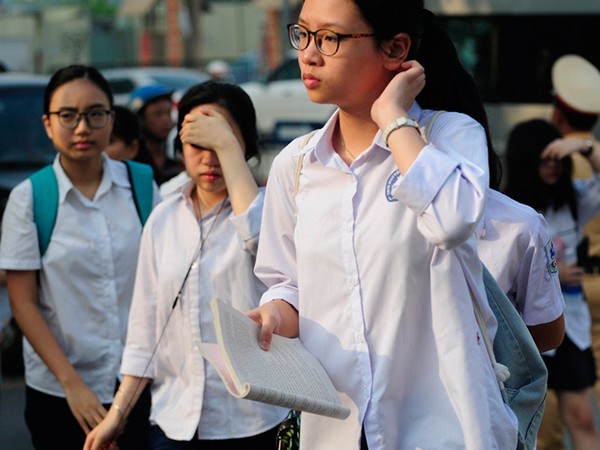 Kỳ thi vào lớp 10 THPT năm 2019 tại Hà Nội: Thi vào trường chuyên phải qua 2 vòng ảnh 1