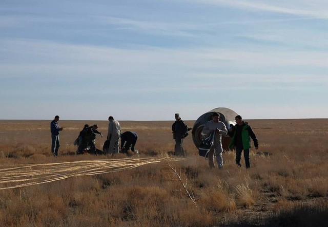 Cú thoát hiểm thần tốc của phi hành gia tàu vũ trụ Soyuz ảnh 3