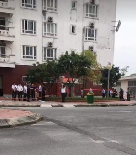 Quảng Ninh: Đang phong tỏa cây ATM trong khu chung cư nghi bị gài mìn ảnh 3