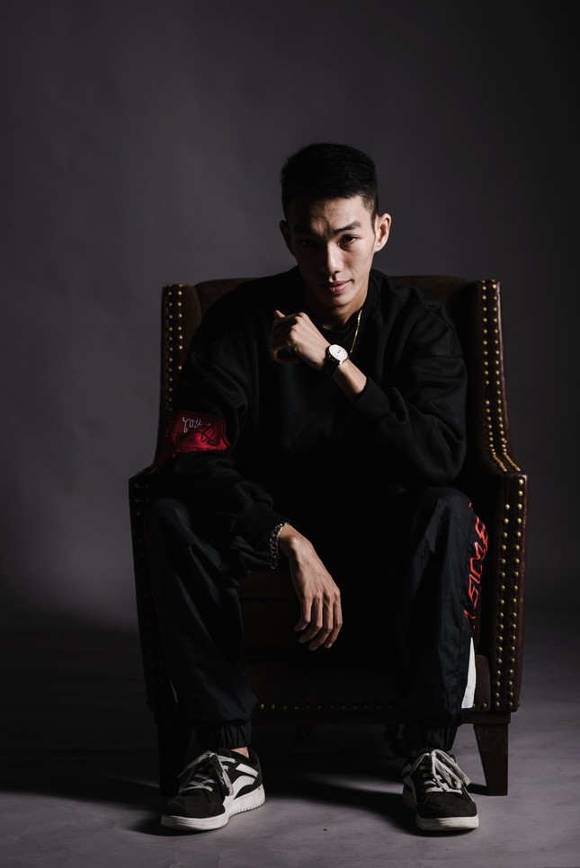 Bộ đôi hit “Túy Âm” trở lại “chất phát ngất” cùng rapper B Ray trong MV “Đâu Đó” ảnh 4