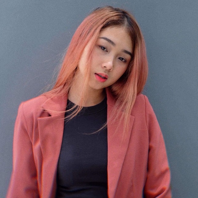 Không phải 24 cô gái, host Khôi Trần và Quốc Trung mới là cặp đôi “hot” nhất "Anh chàng độc thân" ảnh 2