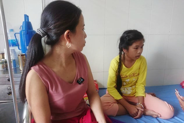 Sức khỏe 4 học sinh bị điện giật trước cổng trường bây giờ ra sao? ảnh 3