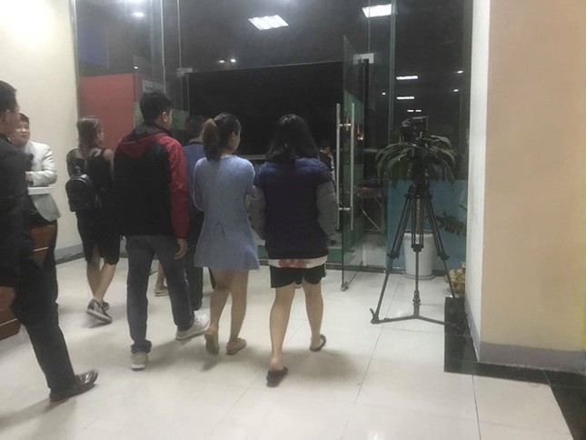 Hà Nội: Điều tra vụ bé sơ sinh rơi từ tầng 31 chung cư ảnh 14
