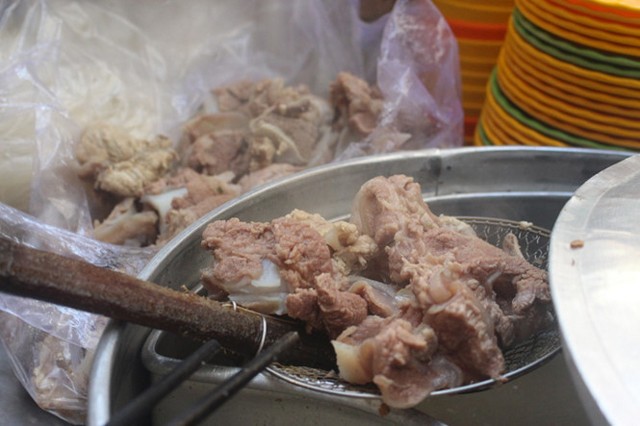 Hủ tiếu 23 năm trong con hẻm nhỏ ở Sài Gòn ảnh 2