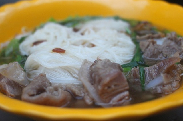 Hủ tiếu 23 năm trong con hẻm nhỏ ở Sài Gòn ảnh 3