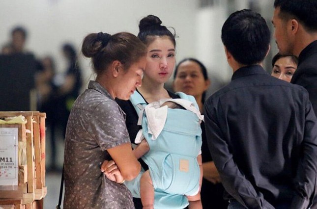 Bi kịch của nữ diễn viên nổi tiếng Thái Lan: Mẹ chính là bà ngoại, bố ruột lại là anh trai ảnh 4
