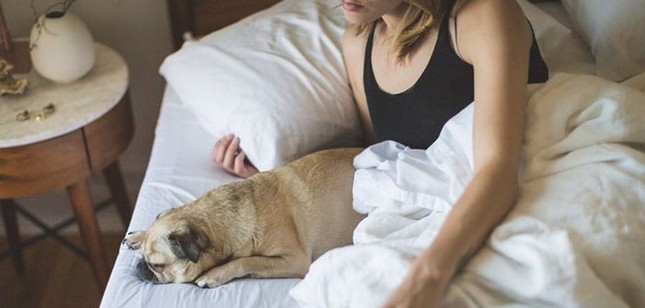 Nguy hiểm “chết người” từ thói quen trùm chăn kín đầu khi ngủ ảnh 3