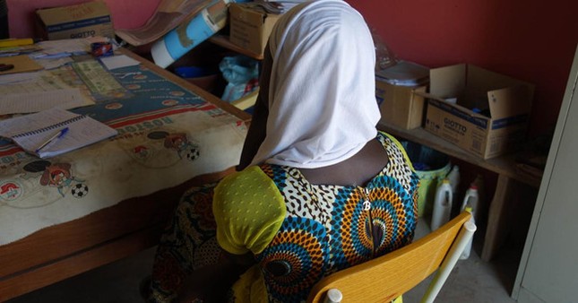 Nữ sinh Senegal bị giáo viên gạ tình đổi điểm, lạm dụng nhiều năm ảnh 1