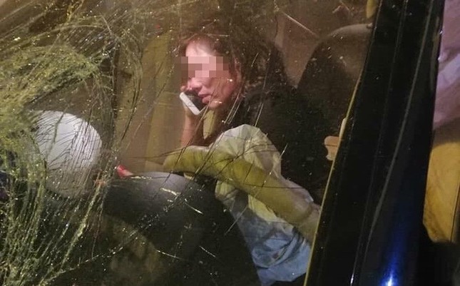 "Cái chết của người khác”: Dòng trạng thái ám ảnh sau vụ ô tô BMW tông hàng loạt xe máy ảnh 1