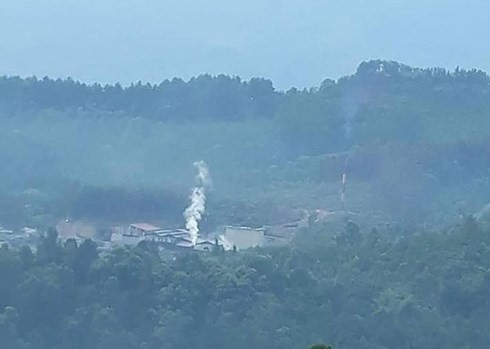 Bắc Kạn: Học sinh đồng loạt nghỉ vì phải mang khẩu trang trong lớp ảnh 2