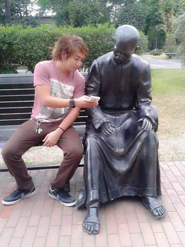Bộ ảnh khiến bạn thốt lên: "Chỉ là chụp ảnh thôi, có cần "nhập tâm" vậy không?" ảnh 8